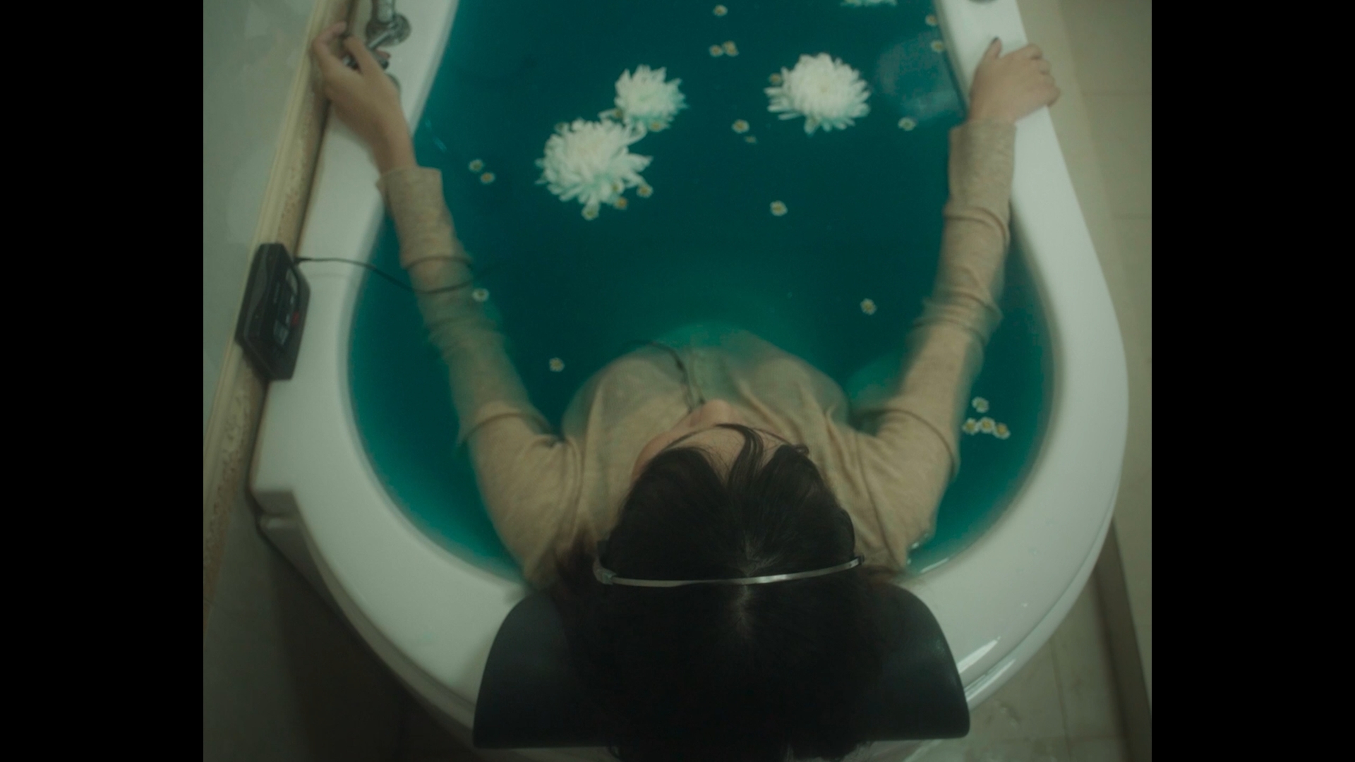 Still 01